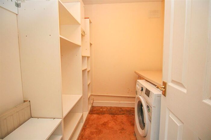 4 Bedroom Detached House For Sale In Upper Hook, Harlow, CM18