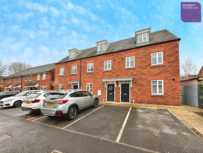 3 Bedroom Terraced House For Sale In Arrowhead Close, Stapeley, Nantwich, CW5