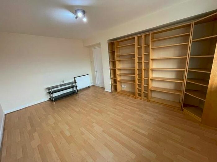 3 Bedroom Flat To Rent In Clayton Court, West Park, Leeds, LS16