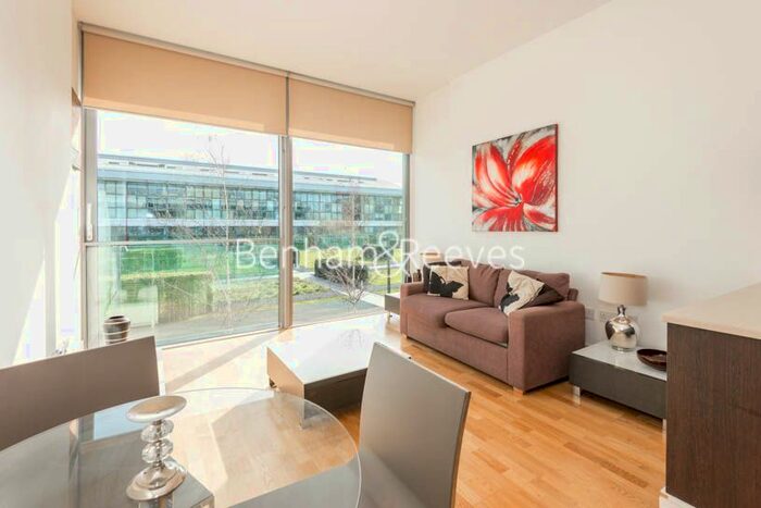 1 Bedroom Flat To Rent In Highbury Stadium Square, Highbury, N5