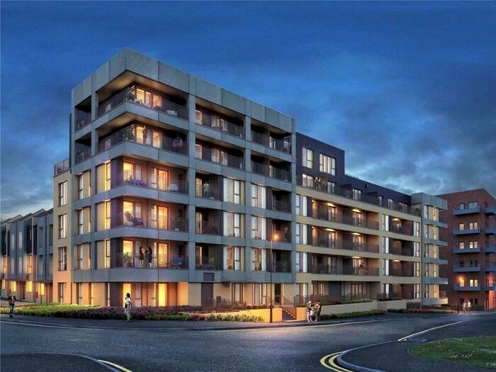 2 Bedroom Flat To Rent In India Way, London, NW7