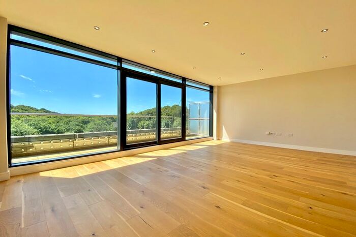 2 Bedroom Apartment To Rent In Horsforth Mill, Low Lane, Horsforth, LS18