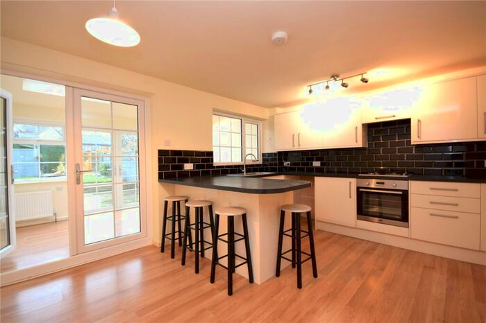 3 Bedroom Detached House To Rent In Cricketers Green, Yeadon, Leeds, LS19