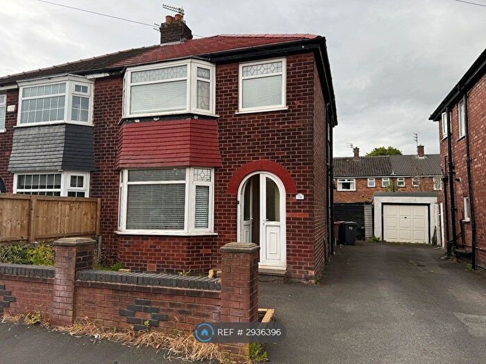 3 Bedroom Semi-Detached House To Rent In Grayson Road, Little Hulton, Manchester, M38