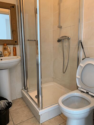 1 Bedroom Studio To Rent In Ilford, IG1