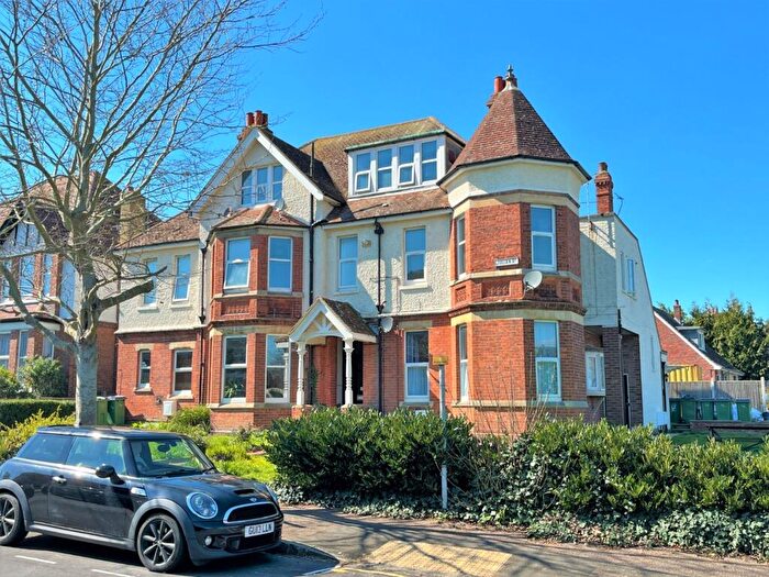 2 Bedroom Apartment For Sale In Julian Road, Folkestone, Kent, CT19