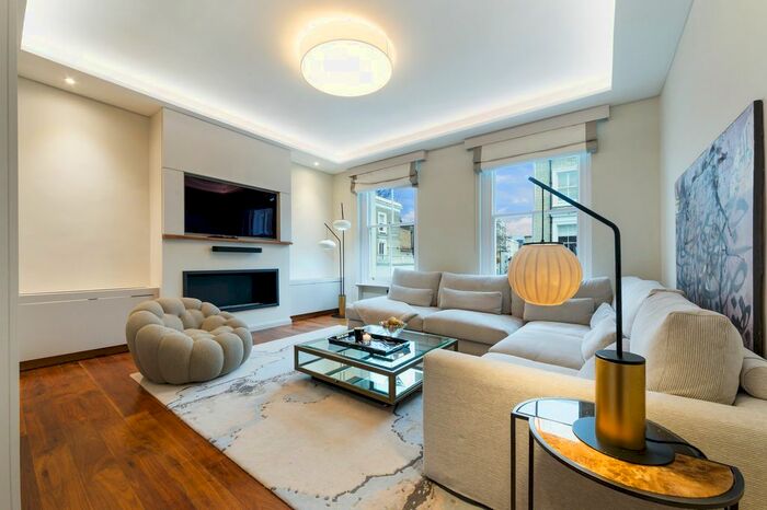 4 Bedroom Maisonette To Rent In Ifield Road, London, SW10