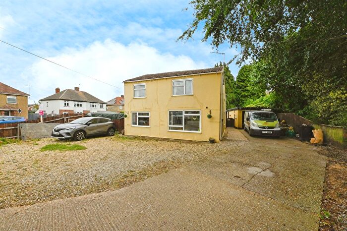 3 Bedroom Detached House For Sale In Lynn Road, Terrington St. Clement, King's Lynn, PE34