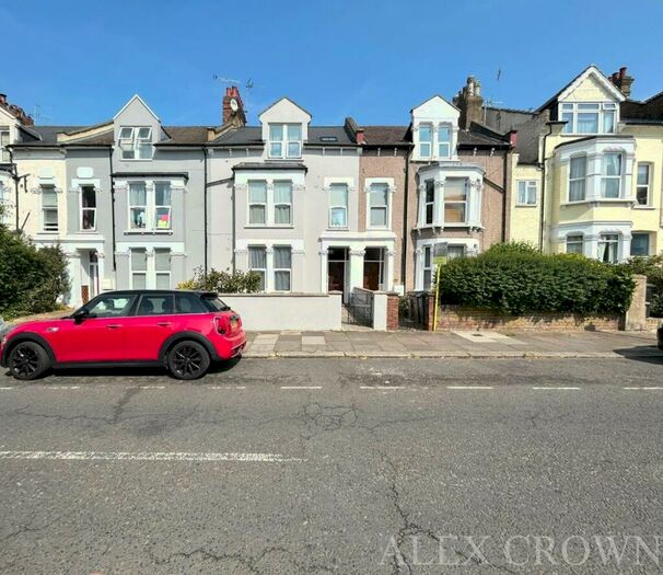 2 Bedroom Flat To Rent In Palmerston Road, Wood Green, N22