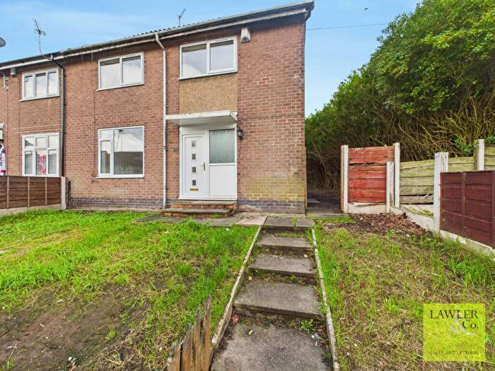 3 Bedroom End Of Terrace House For Sale In Sandy Bank Avenue, Hyde, Greater Manchester, SK14