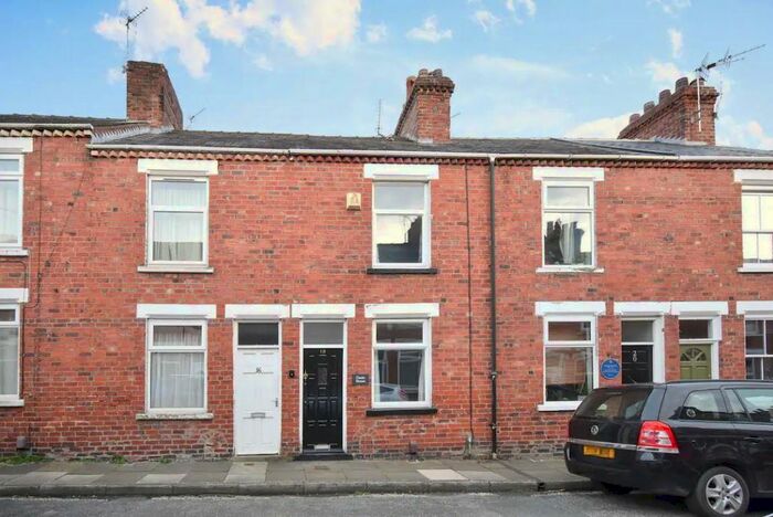2 Bedroom Terraced House To Rent In Kensington Street, South Bank, YO23