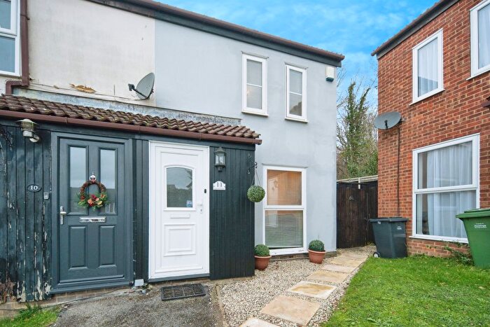 2 Bedroom End Of Terrace House For Sale In Inglewood Gardens, St. Leonards-On-Sea, TN38