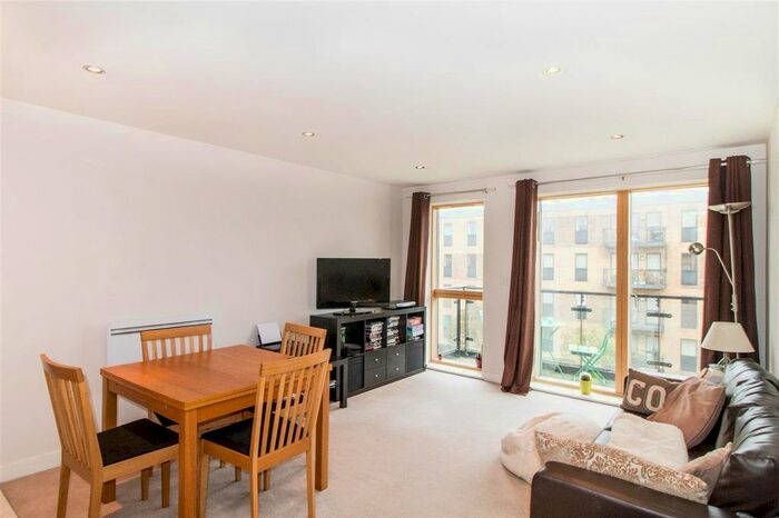 2 Bedroom Flat To Rent In Lawrie House, Durnsford Road, Wimbledon, SW19