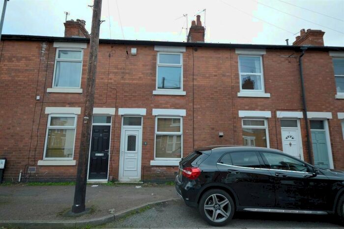 2 Bedroom Terraced House To Rent In Clumber Road, Nottingham, NG2
