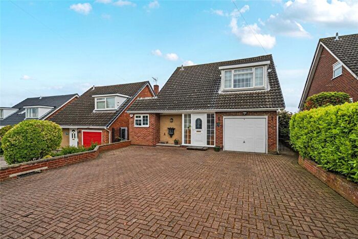3 Bedroom Detached House For Sale In Sunnyfield Road, Chislehurst, BR7