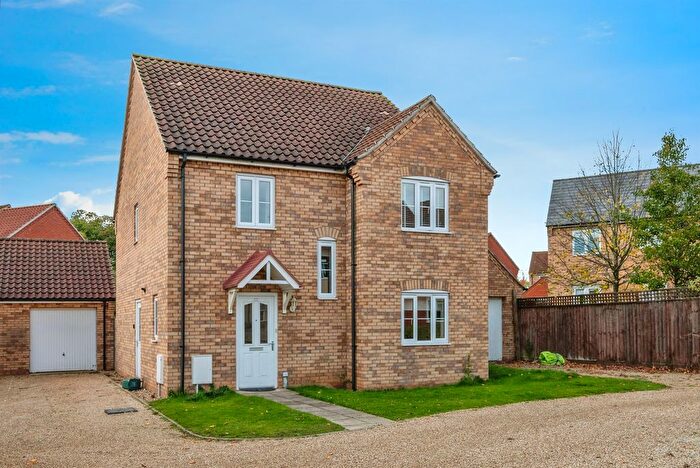 4 Bedroom Detached House For Sale In Peabody Road, Aylsham, Norwich, NR11