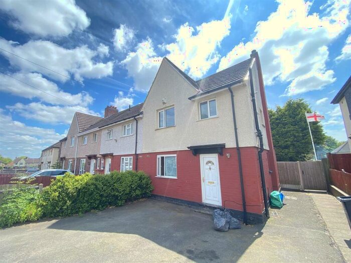 3 Bedroom Semi-Detached House To Rent In Lavender Road, Dudley, DY1