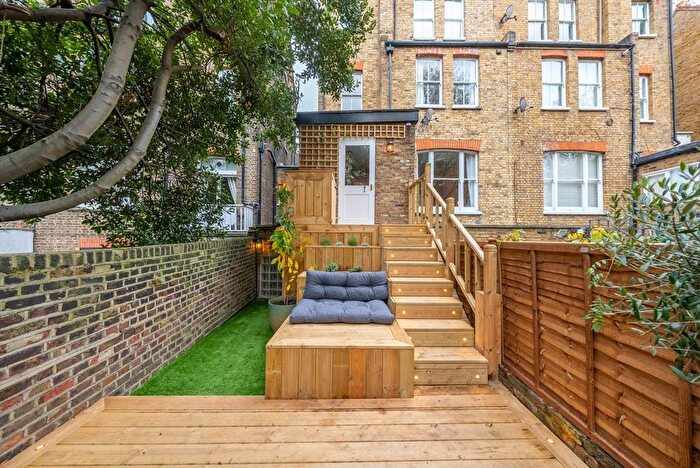 2 Bedroom Flat To Rent In Mornington Avenue, Brook Green, W14