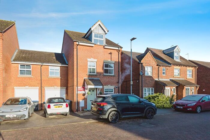 4 Bedroom Semi Detached House For Sale In Haddonian Road, Market Harborough, LE16