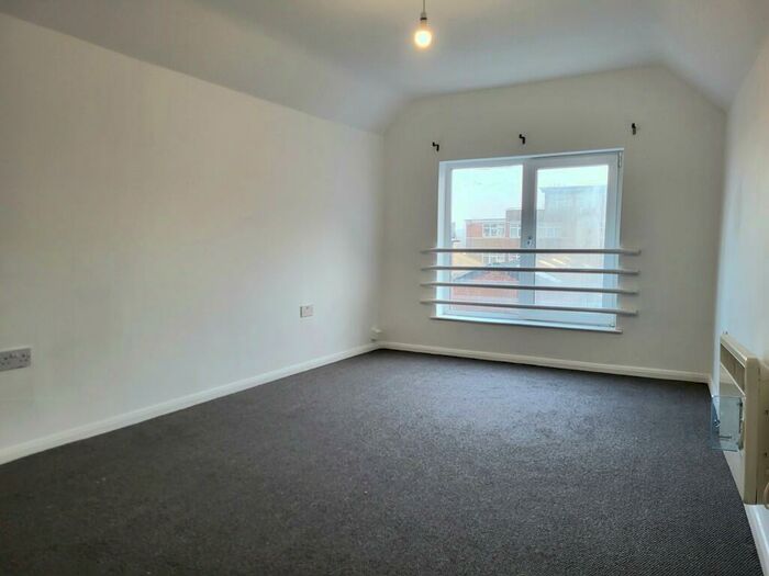 2 Bedroom Apartment To Rent In Market Place, Uttoxeter, ST14