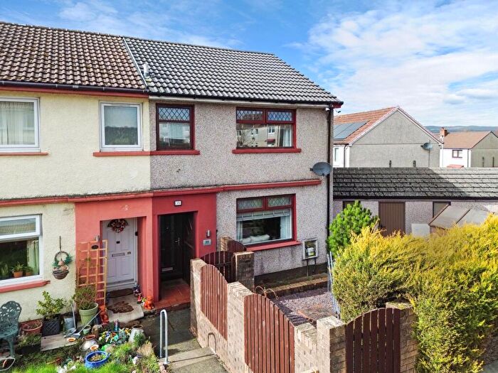 2 Bedroom End Of Terrace House For Sale In Mair Avenue, Dalry, KA24