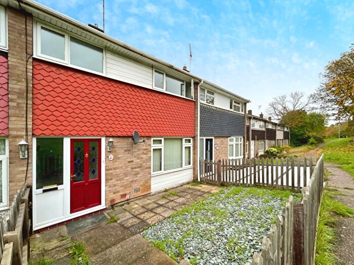 3 Bedroom House To Rent In Lee Chapel North, Basildon, SS15