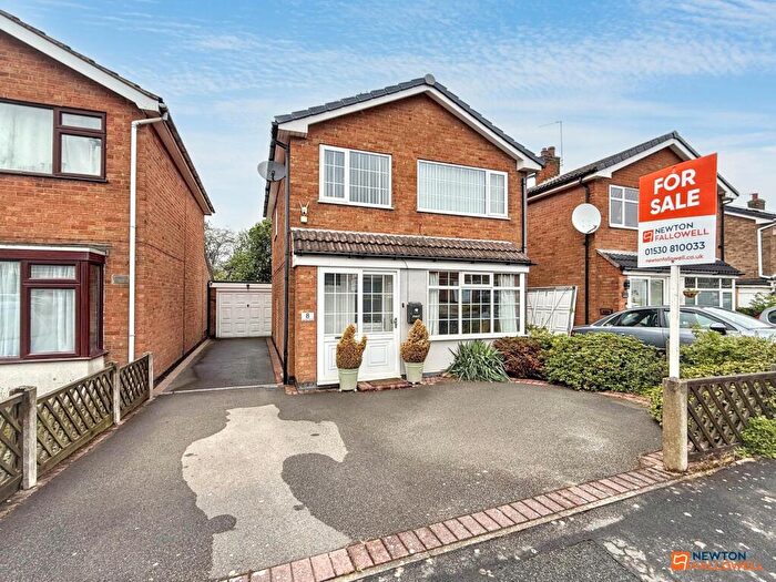 3 Bedroom Semi-Detached House For Sale In Dunbar Road, Coalville, LE67
