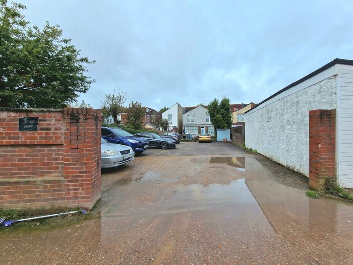 1 Bedroom Apartment To Rent In London Road, Portsmouth, PO2