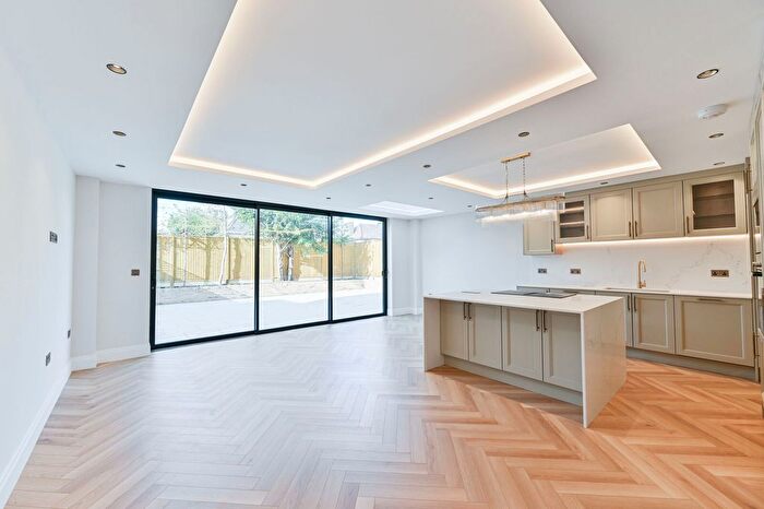 4 Bedroom Terraced House To Rent In Haynt Walk, Raynes Park, London, SW20
