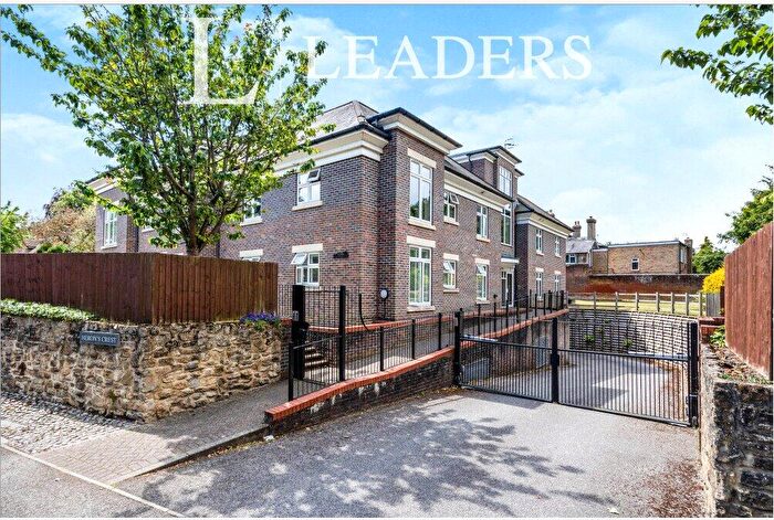 2 Bedroom Apartment For Sale In Herons Crest, Cross Lanes, Guildford, GU1