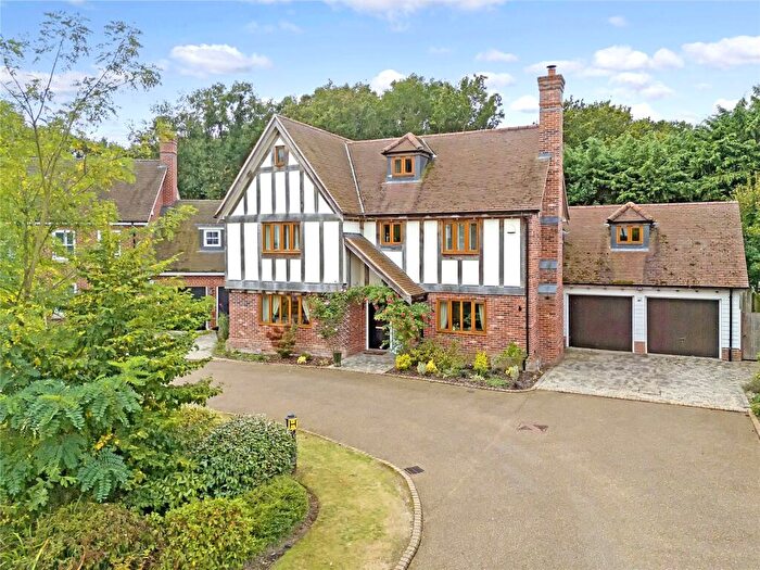 5 Bedroom Detached House For Sale In Woodland Way, Edney Common, Chelmsford, CM1