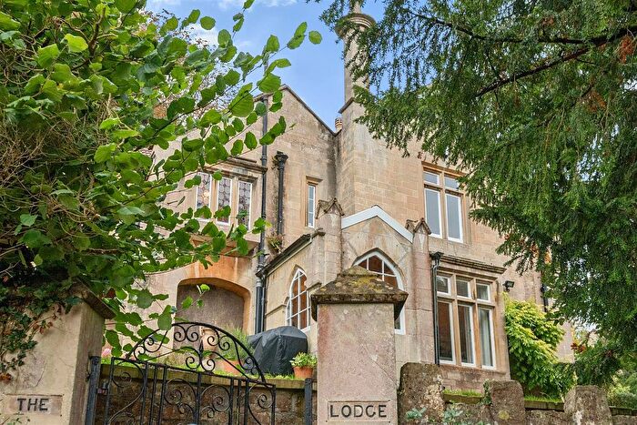 4 Bedroom Detached House For Sale In Entry Hill Drive, Bath, BA2