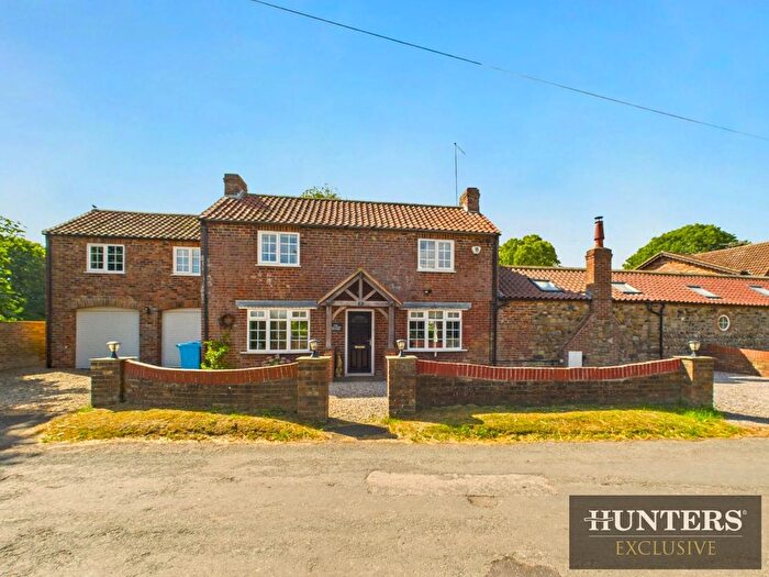 5 Bedroom Detached House For Sale In Main Street, Fraisthorpe, Bridlington, YO15