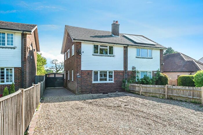 3 Bedroom Semi-Detached House For Sale In Brighton Road, Tadworth, KT20