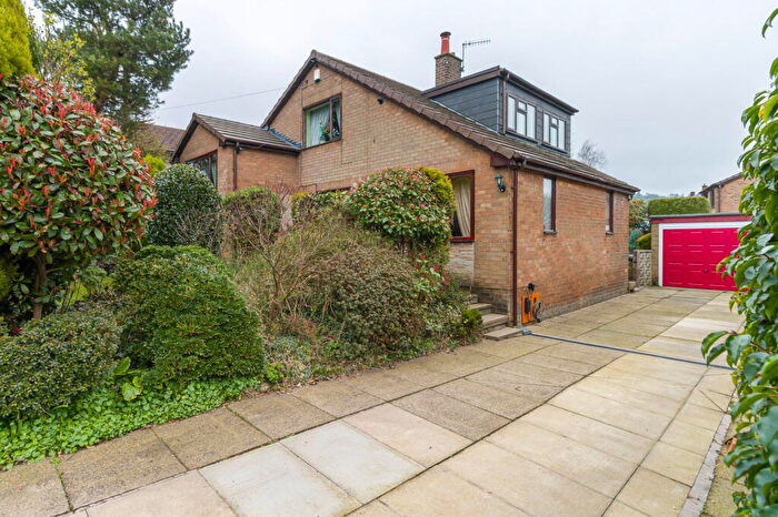 4 Bedroom Detached House For Sale In Rhodes Avenue, Uppermill, Saddleworth, OL3