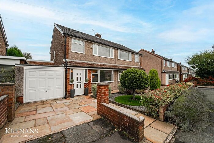 3 Bedroom Semi-detached House For Sale In Somerset Road, Rishton, Blackburn, BB1