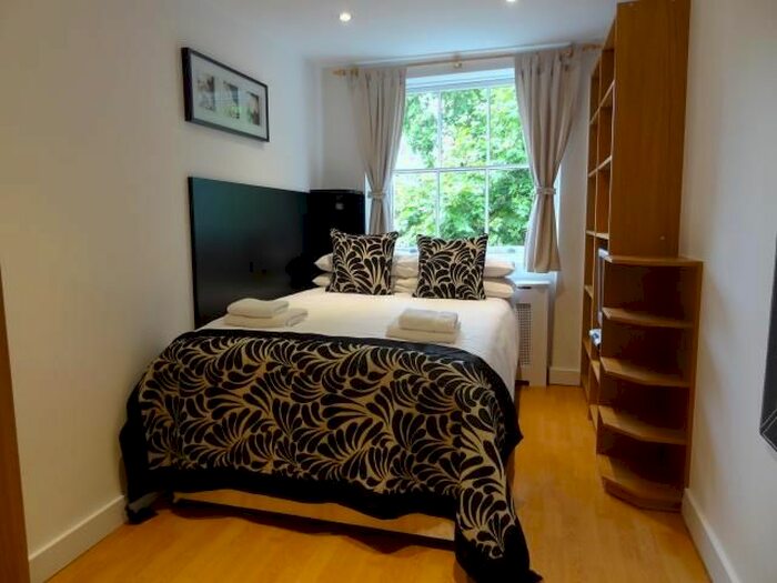 Studio To Rent In Cartwright Gardens, Bloomsbury, London, WC1H