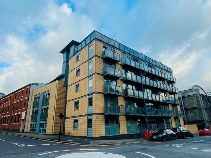 Apartment To Rent In Churchgate Plaza, Holliday Street, Birmingham, B1