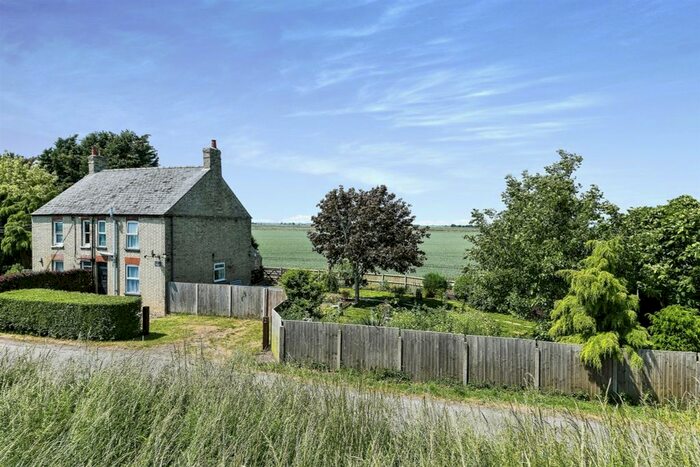 3 Bedroom Semi-Detached House For Sale In River Bank, Ten Mile Bank, Downham Market, PE38