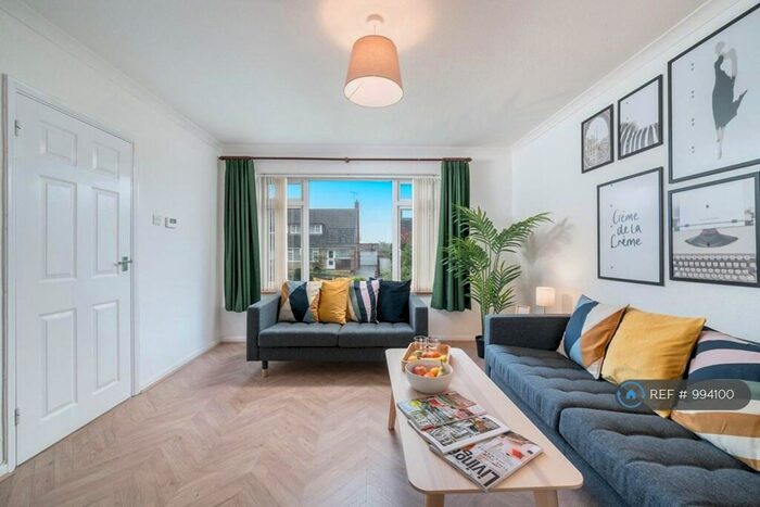 3 Bedroom Detached House To Rent In Harkness Way Hitchin, Herts, SG4