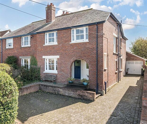 4 Bedroom Semi-Detached House For Sale In Killerton Road, Bude, EX23