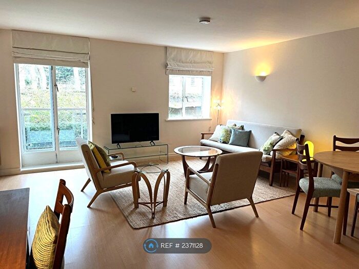 1 Bedroom Flat To Rent In Myddelton Passage, London, EC1R