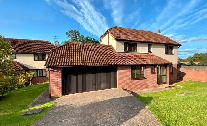 4 Bedroom Detached House For Sale In Orchard Close, Upton Pyne, Exeter, EX5