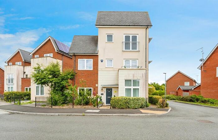 4 Bedroom Detached House For Sale In Sinatra Drive, Oxley Park, Milton Keynes, MK4