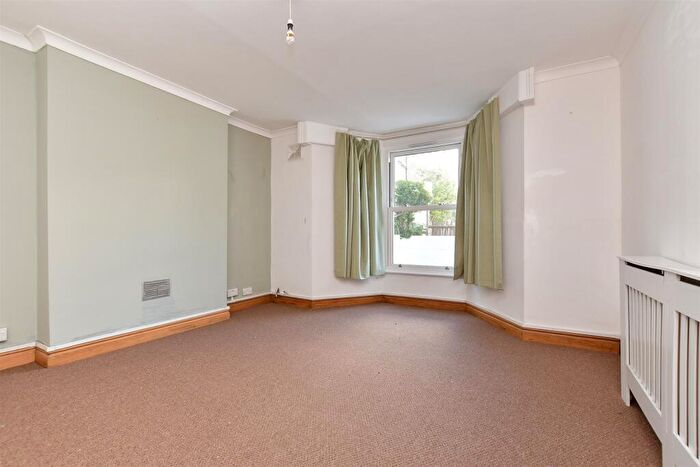 1 Bedroom Flat For Sale In Clyde Road, Croydon, Surrey, CR0