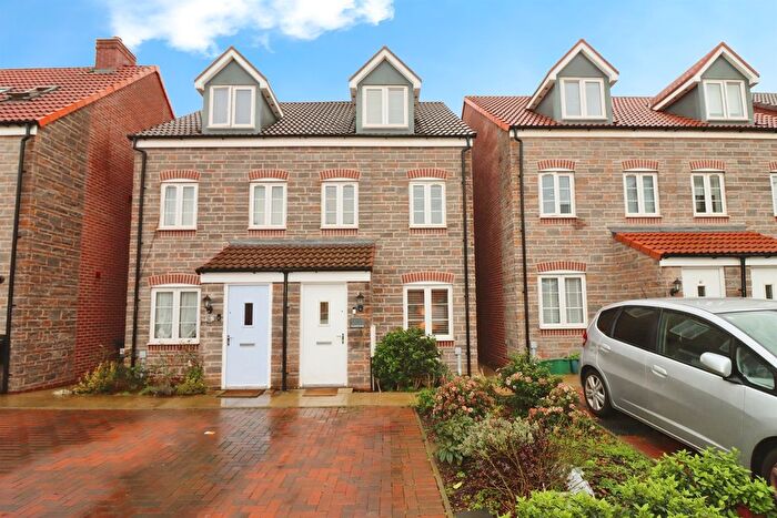 3 Bedroom Semi Detached House For Sale In Harebell Road, Emersons Green, Bristol, BS16