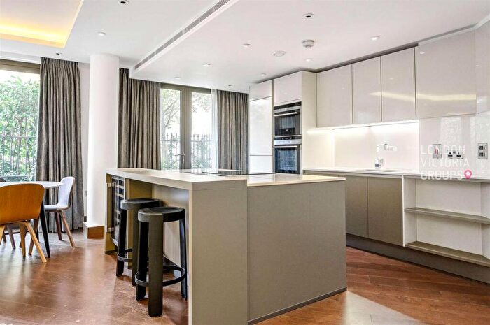 2 Bedroom Apartment For Sale In St. Dunstans House, - Fetter Lane, London, EC4A