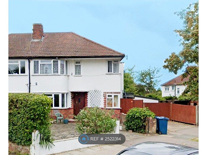 2 Bedroom Flat To Rent In Shaftesbury Avenue, South Harrow, Harrow, HA2