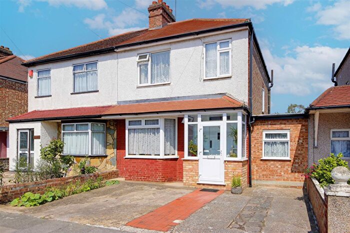 4 Bedroom Property For Sale In Monmouth Road, Edmonton, N9