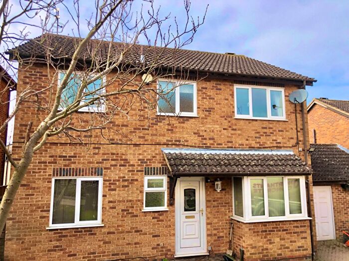 4 Bedroom Property To Rent In Barneswell Close, Northampton, NN6
